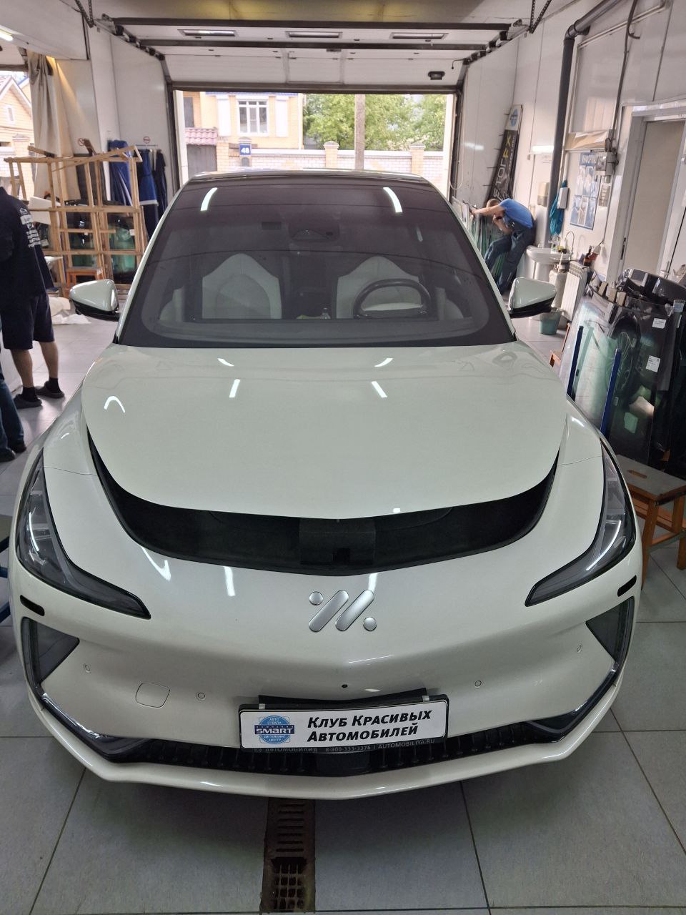 Установка лобового стекла Zhiji LS7