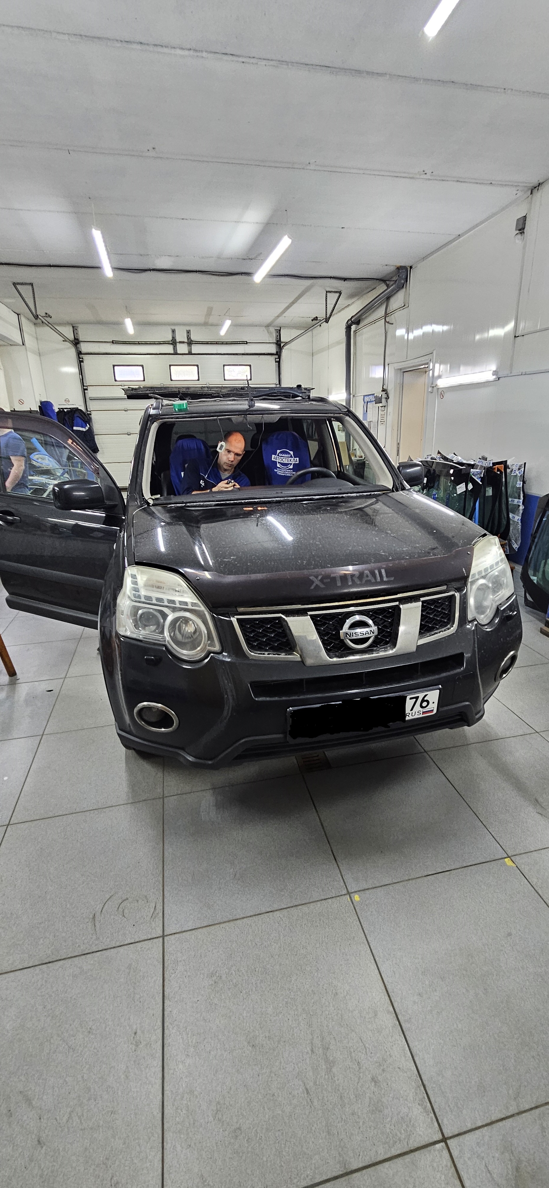 Nissan X-Trail: верните своему автомобилю безупречный вид и безопасность