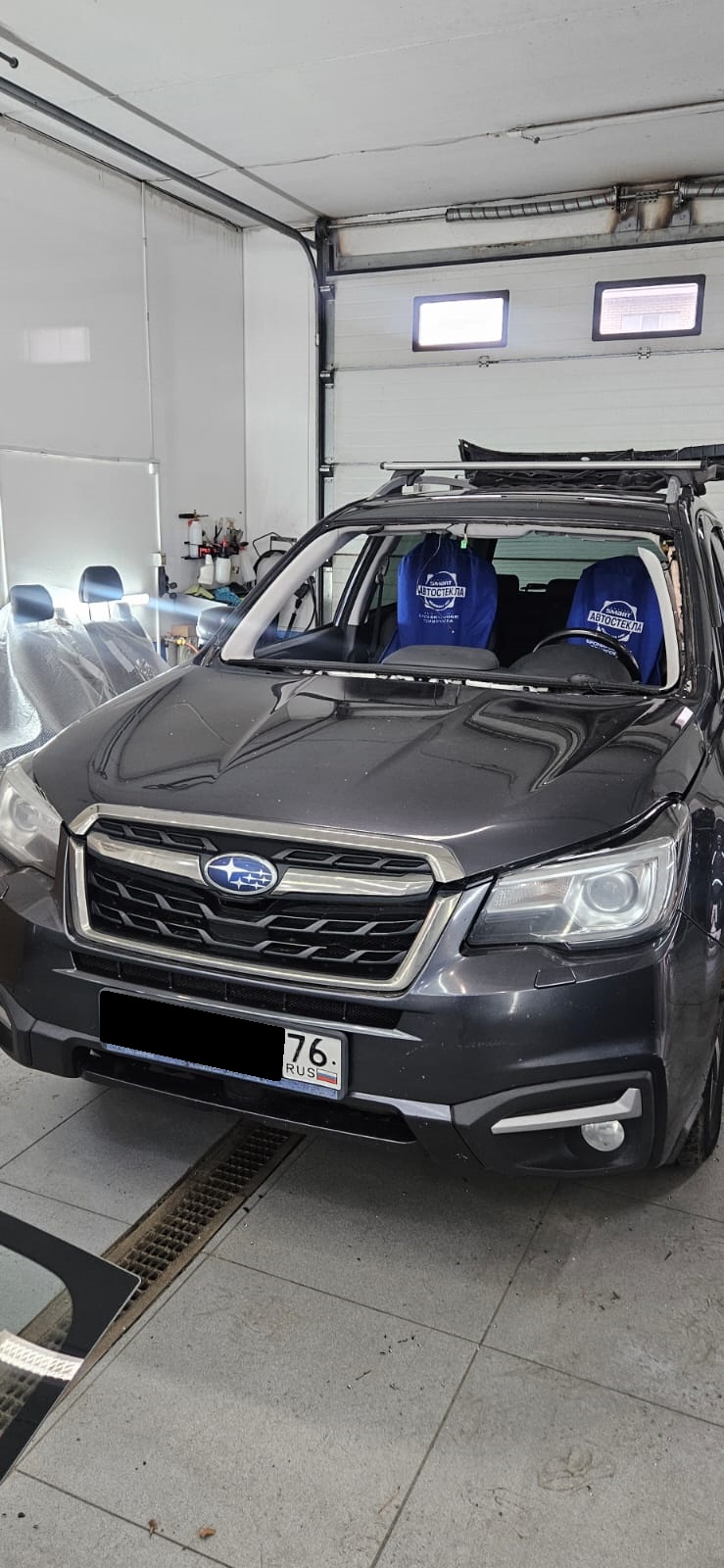 Трещина на лобовом Subaru Forester? Не ждите, пока она поползет!